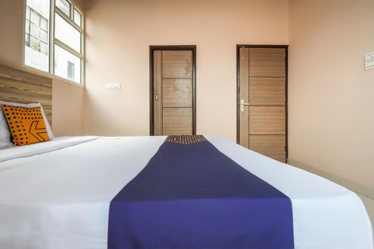 SPOT ON 65851 Hotel Hi Tech Panchkula Exterior foto