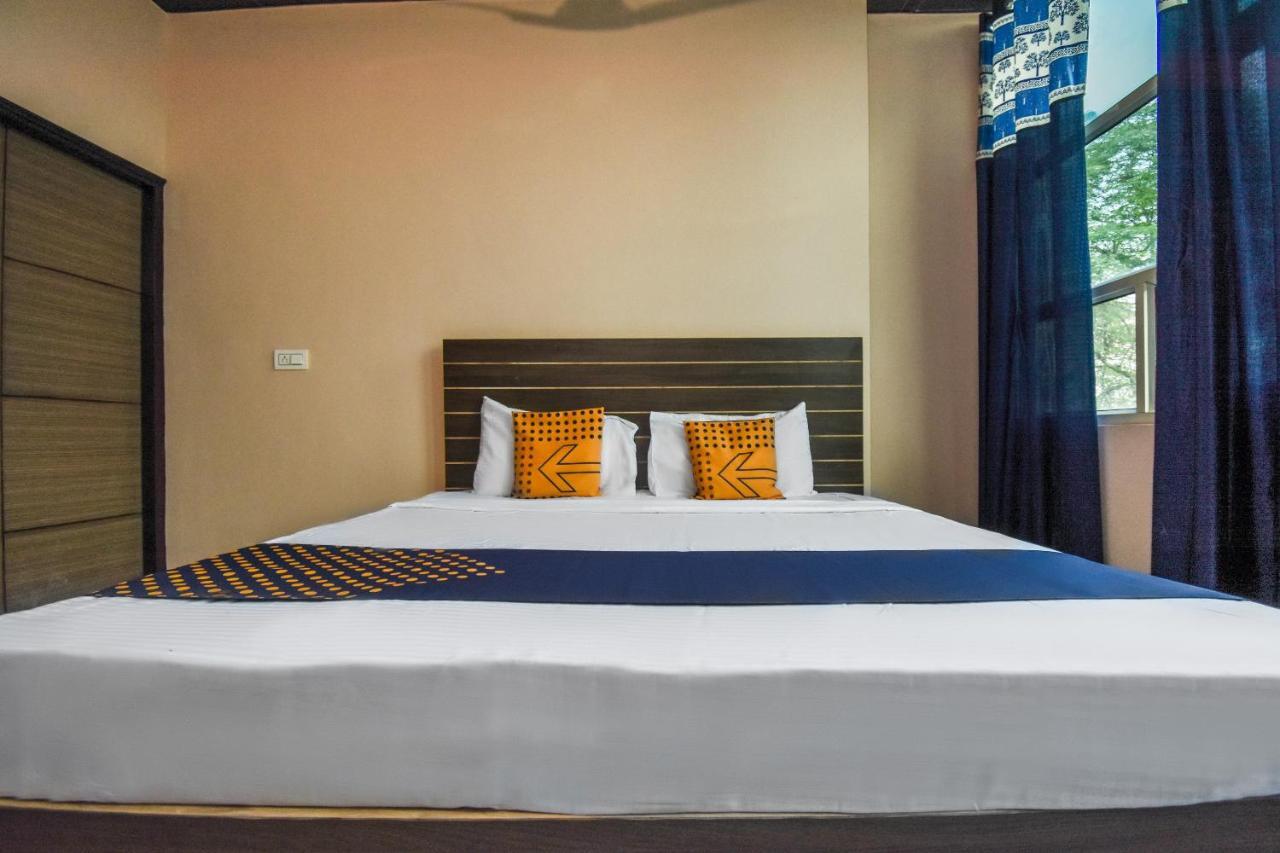 SPOT ON 65851 Hotel Hi Tech Panchkula Exterior foto